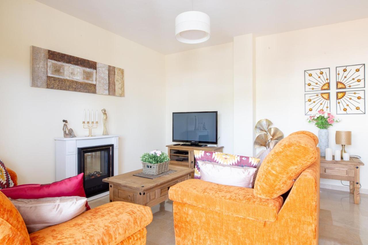 2261-Superb Apt On The Beach, On Duquesa Harbour Manilva Εξωτερικό φωτογραφία