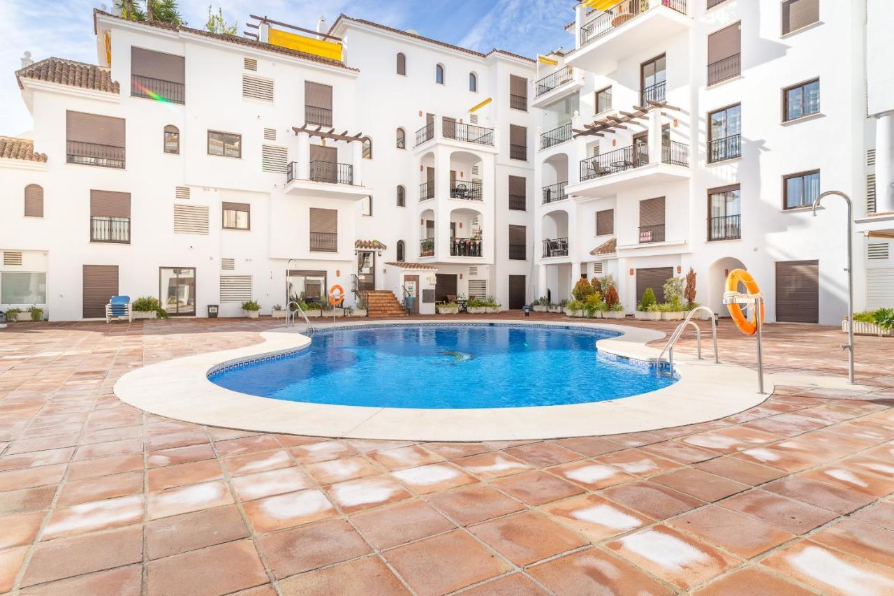 2261-Superb Apt On The Beach, On Duquesa Harbour Manilva Εξωτερικό φωτογραφία