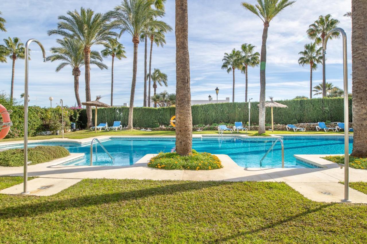 2261-Superb Apt On The Beach, On Duquesa Harbour Manilva Εξωτερικό φωτογραφία