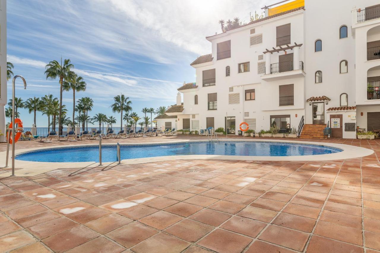 2261-Superb Apt On The Beach, On Duquesa Harbour Manilva Εξωτερικό φωτογραφία