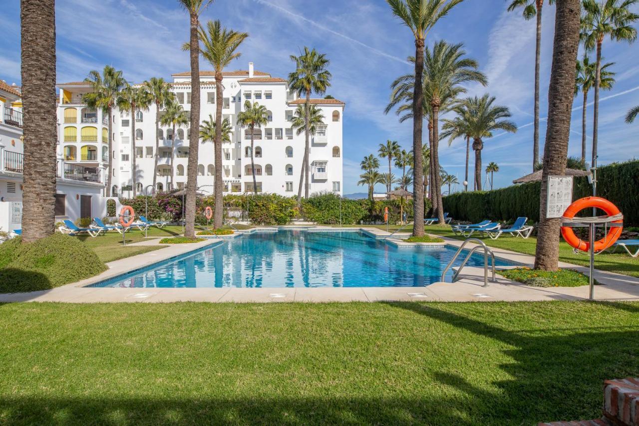 2261-Superb Apt On The Beach, On Duquesa Harbour Manilva Εξωτερικό φωτογραφία